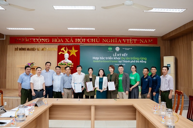 Lễ ký kết triển khai Dự án trồng rừng GrabForGood Forest giữa Grab Việt Nam và Ban quản lý rừng phòng hộ thành phố Đà Nẵng cùng Quỹ Sống