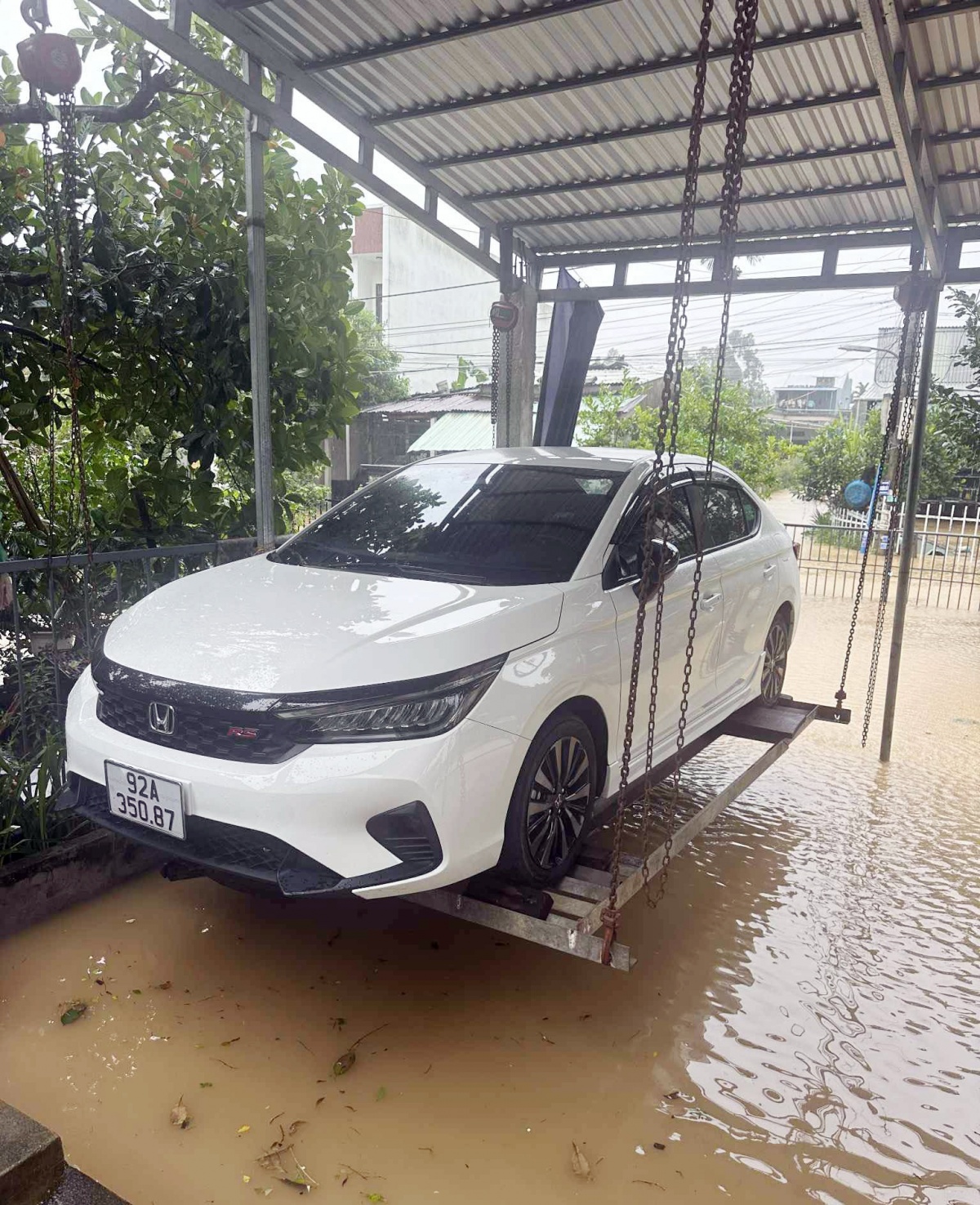 Đà Nẵng: Mưa lũ gây thiệt hại nặng