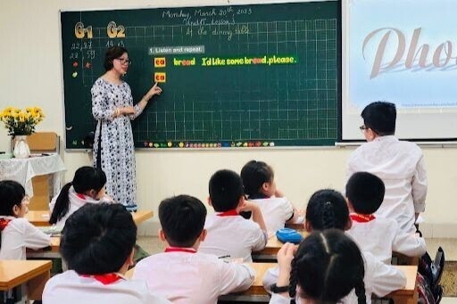 Đưa tiếng Anh thành ngôn ngữ thứ hai trong trường học ở Việt Nam