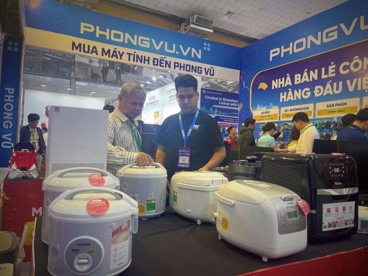 IEAE 2025 quy tụ hơn 260 doanh nghiệp, giới thiệu hàng nghìn sản phẩm điện tử và thiết bị thông minh IEAE 2025 quy tụ hơn 260 doanh nghiệp, giới thiệu hàng nghìn sản phẩm điện tử và thiết bị thông minh