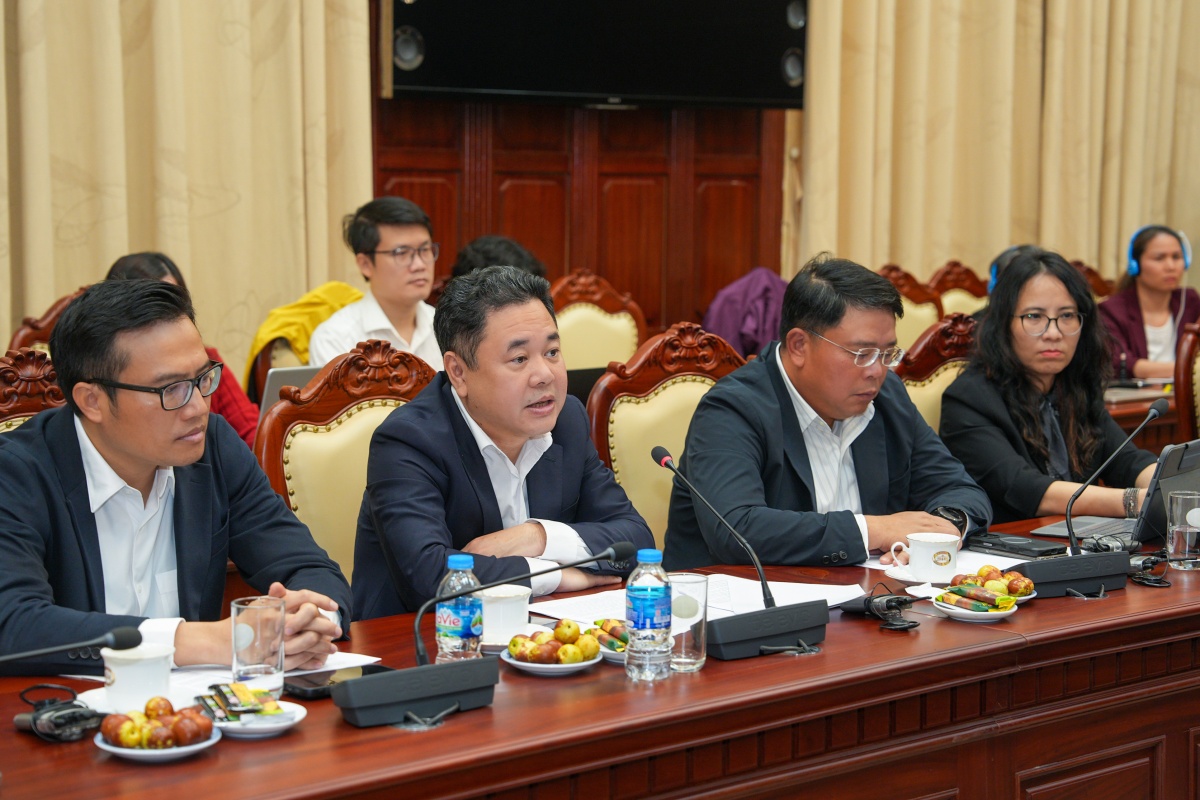 Phó Thống đốc Nguyễn Ngọc Cảnh Phó Thống đốc Nguyễn Ngọc Cảnh