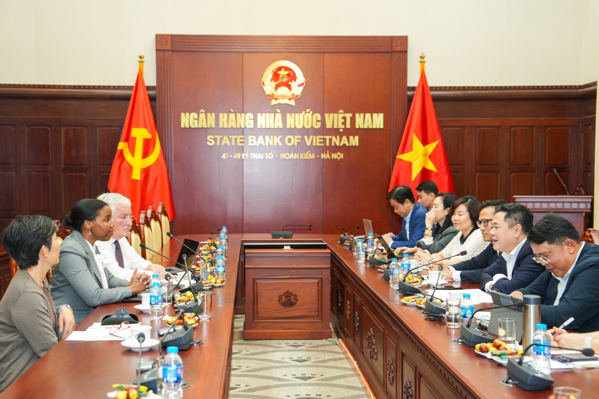 Quang cảnh buôi tiếp Quang cảnh buôi tiếp