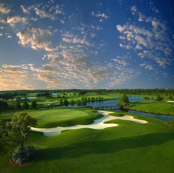 Vinhomes Green Paradise cũng thiết kế 2 sân Golf 18 lỗ đẳng cấp số 1 thế giới, truyền tải cảm hứng Bình minh và Hoàng hôn tuyệt đẹp giữa những địa hình golf đa dạng, đầy trải nghiệm Vinhomes Green Paradise cũng thiết kế 2 sân Golf 18 lỗ đẳng cấp số 1 thế giới, truyền tải cảm hứng Bình minh và Hoàng hôn tuyệt đẹp giữa những địa hình golf đa dạng, đầy trải nghiệm