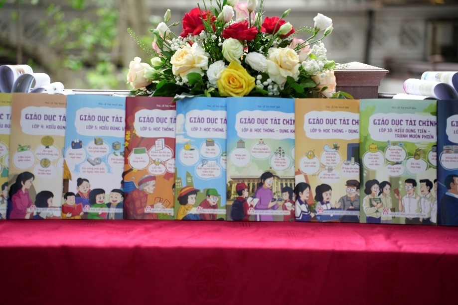 Giáo dục tài chính - Sự cần thiết dạy cho trẻ từ tiểu học Giáo dục tài chính - Sự cần thiết dạy cho trẻ từ tiểu học