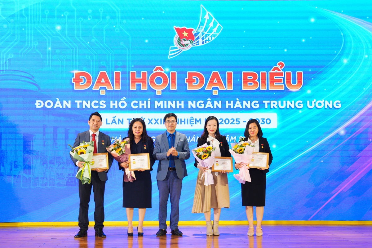 Đại hội Đại biểu Đoàn TNCS Hồ Chí Minh NHTW lần thứ XXIII diễn ra thành công, tốt đẹp Đại hội Đại biểu Đoàn TNCS Hồ Chí Minh NHTW lần thứ XXIII diễn ra thành công, tốt đẹp