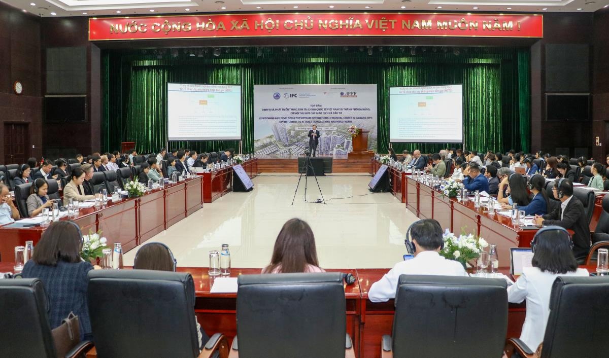 Ba trụ cột và “phòng thí nghiệm” cho các mô hình tài chính mới Ba trụ cột và “phòng thí nghiệm” cho các mô hình tài chính mới