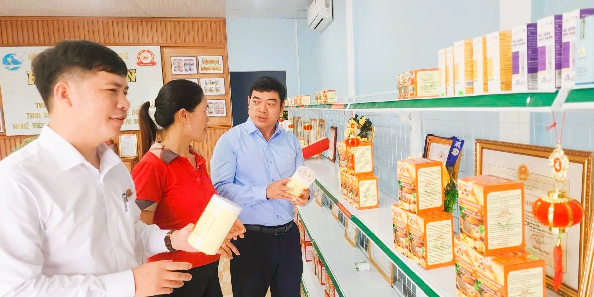 Thanh toán điện tử phủ sóng rộng khắp, lan tỏa tinh thần chuyển đổi số tại Quảng Trị. Thanh toán điện tử phủ sóng rộng khắp, lan tỏa tinh thần chuyển đổi số tại Quảng Trị.