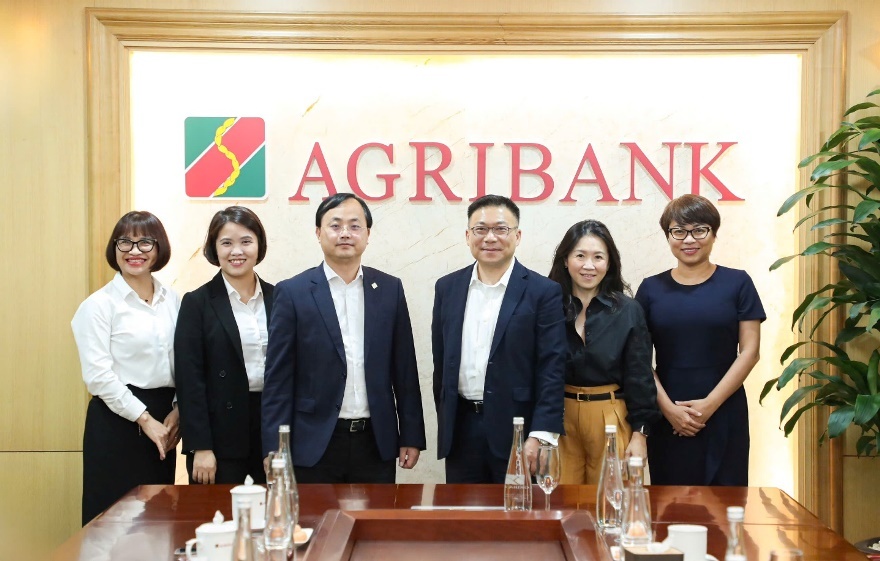 Agribank nâng tầm vị thế và năng lực cạnh tranh trên bản đồ tài chính thế giới Agribank nâng tầm vị thế và năng lực cạnh tranh trên bản đồ tài chính thế giới