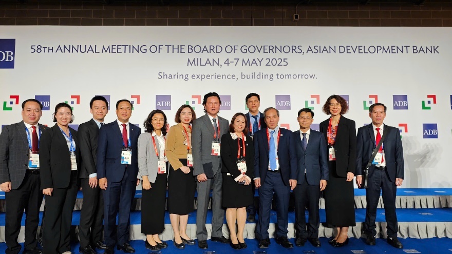 Agribank nâng tầm vị thế và năng lực cạnh tranh trên bản đồ tài chính thế giới Agribank nâng tầm vị thế và năng lực cạnh tranh trên bản đồ tài chính thế giới