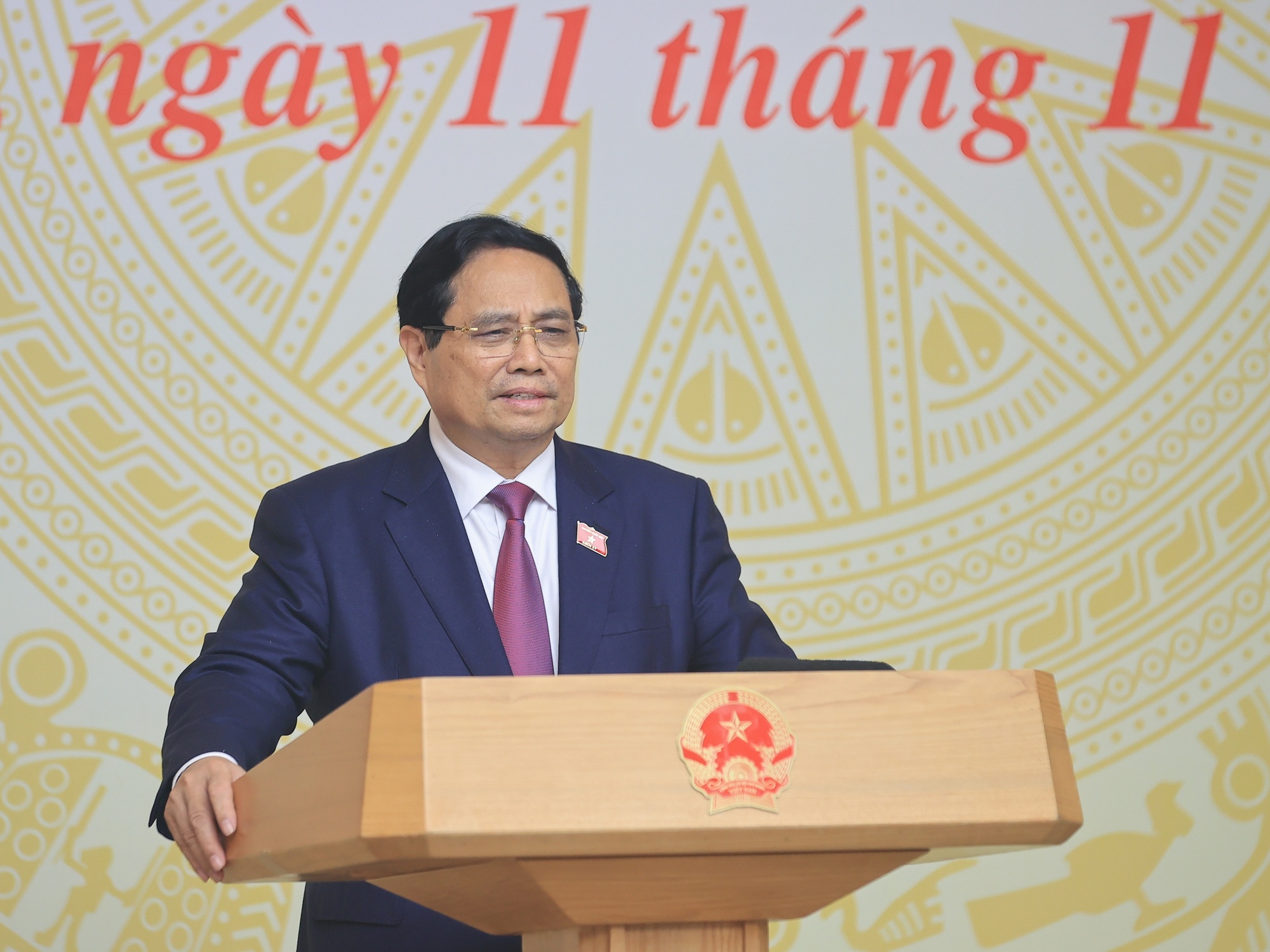 Thủ tướng nhấn mạnh, phải chấm dứt ngay tình trạng Tàu cá vi phạm IUU, người đứng đầu bộ, ngành, địa phương phải chịu trách nhiệm trực tiếp, toàn diện