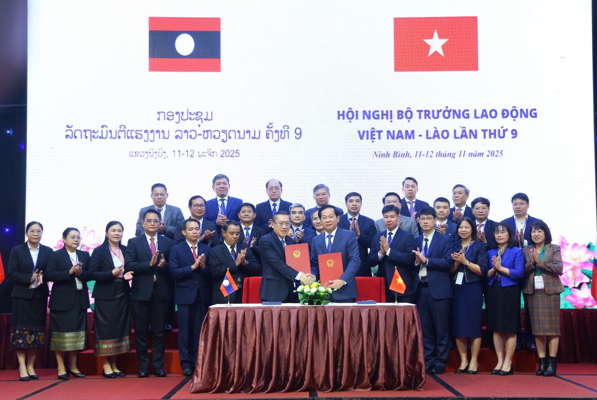 Việt Nam và Lào đẩy mạnh hợp tác toàn diện về lao động và người có công Việt Nam và Lào đẩy mạnh hợp tác toàn diện về lao động và người có công
