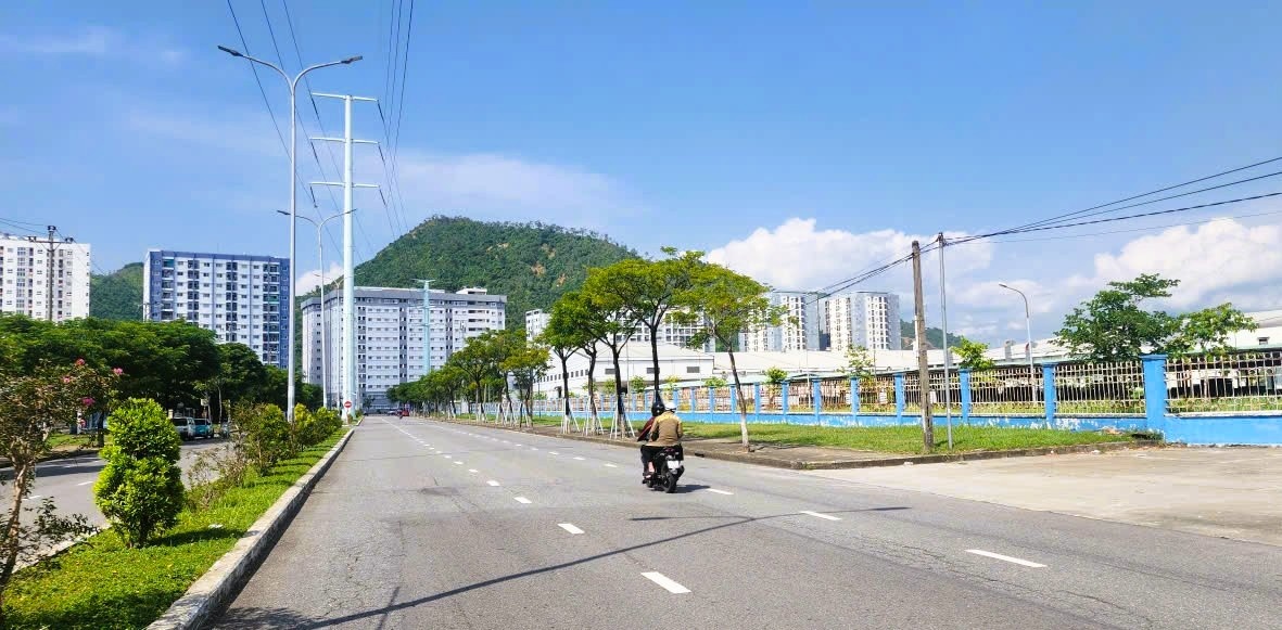 Sau sáp nhập địa giới hành chính, nhu cầu về nhà ở xã hội trên địa bàn Đà Nẵng tăng cao. Sau sáp nhập địa giới hành chính, nhu cầu về nhà ở xã hội trên địa bàn Đà Nẵng tăng cao.