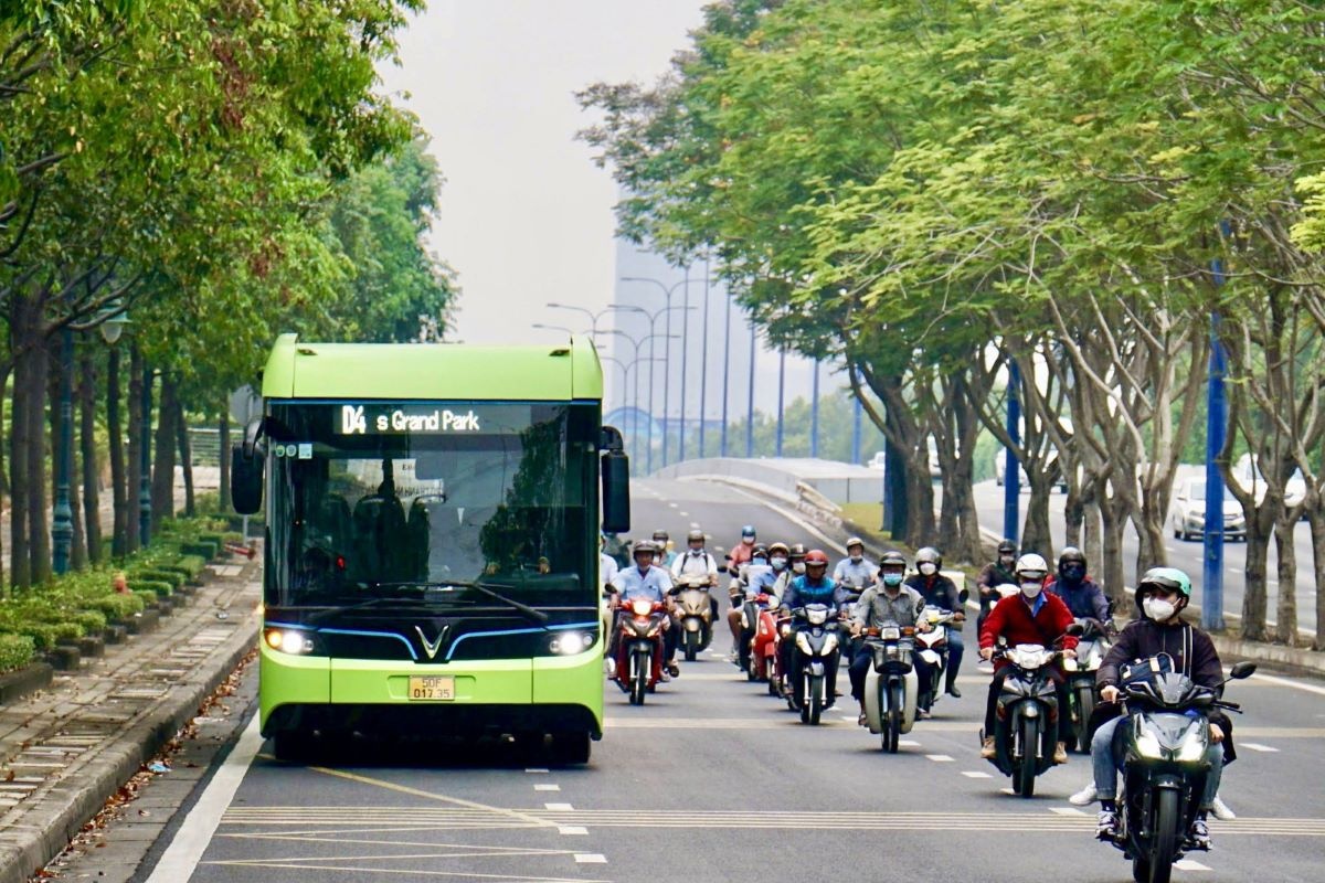 Việt Nam siết chặt tiêu chuẩn khí thải, phát triển năng lượng xanh bền vững Việt Nam siết chặt tiêu chuẩn khí thải, phát triển năng lượng xanh bền vững