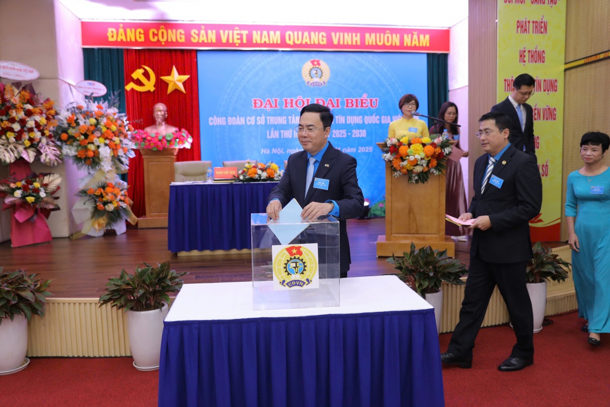 Tăng cường đổi mới, đồng hành cùng người lao động Tăng cường đổi mới, đồng hành cùng người lao động