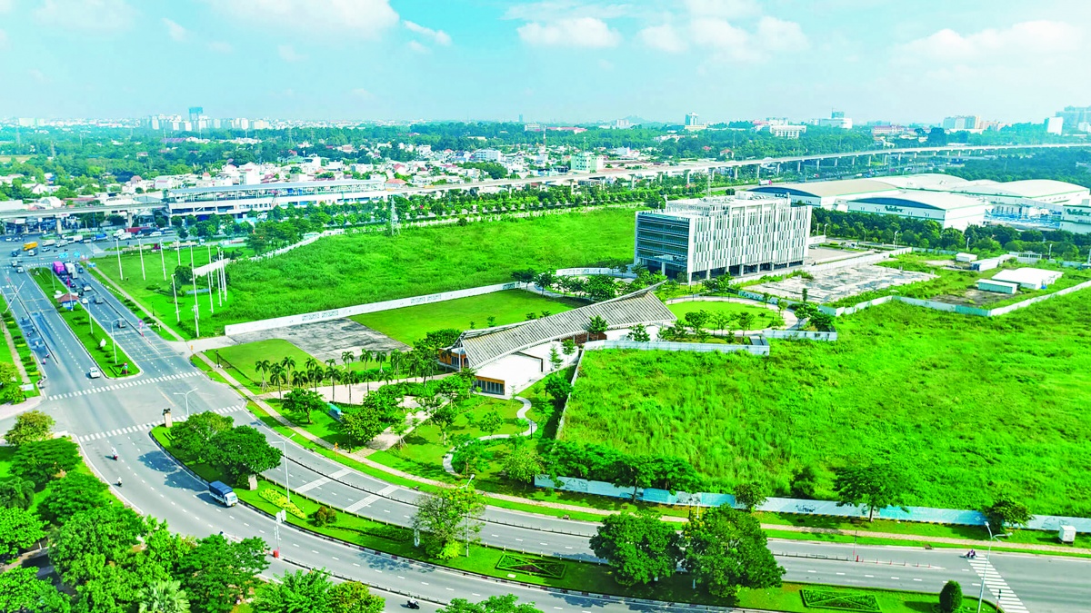 Khu Công nghệ cao quận 9, TP. Hồ Chí Minh là đầu mối thu hút đầu tư FDI chất lượng cao, đặc biệt trong các lĩnh vực công nghệ tiên tiến Khu Công nghệ cao quận 9, TP. Hồ Chí Minh là đầu mối thu hút đầu tư FDI chất lượng cao, đặc biệt trong các lĩnh vực công nghệ tiên tiến