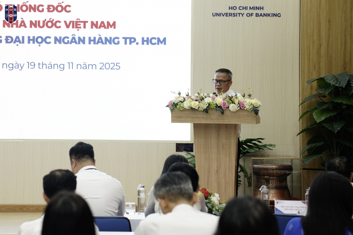 Phó Thống đốc Nguyễn Ngọc Cảnh làm việc với Trường Đại học Ngân hàng TP. Hồ Chí Minh
