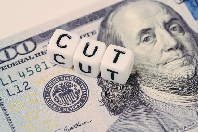 USD tăng cao nhất 6 tháng khi kỳ vọng Fed giảm lãi suất đảo chiều