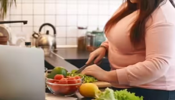 Nguyên nhân tiềm ẩn của việc ăn uống lành mạnh mà vẫn không giảm cân