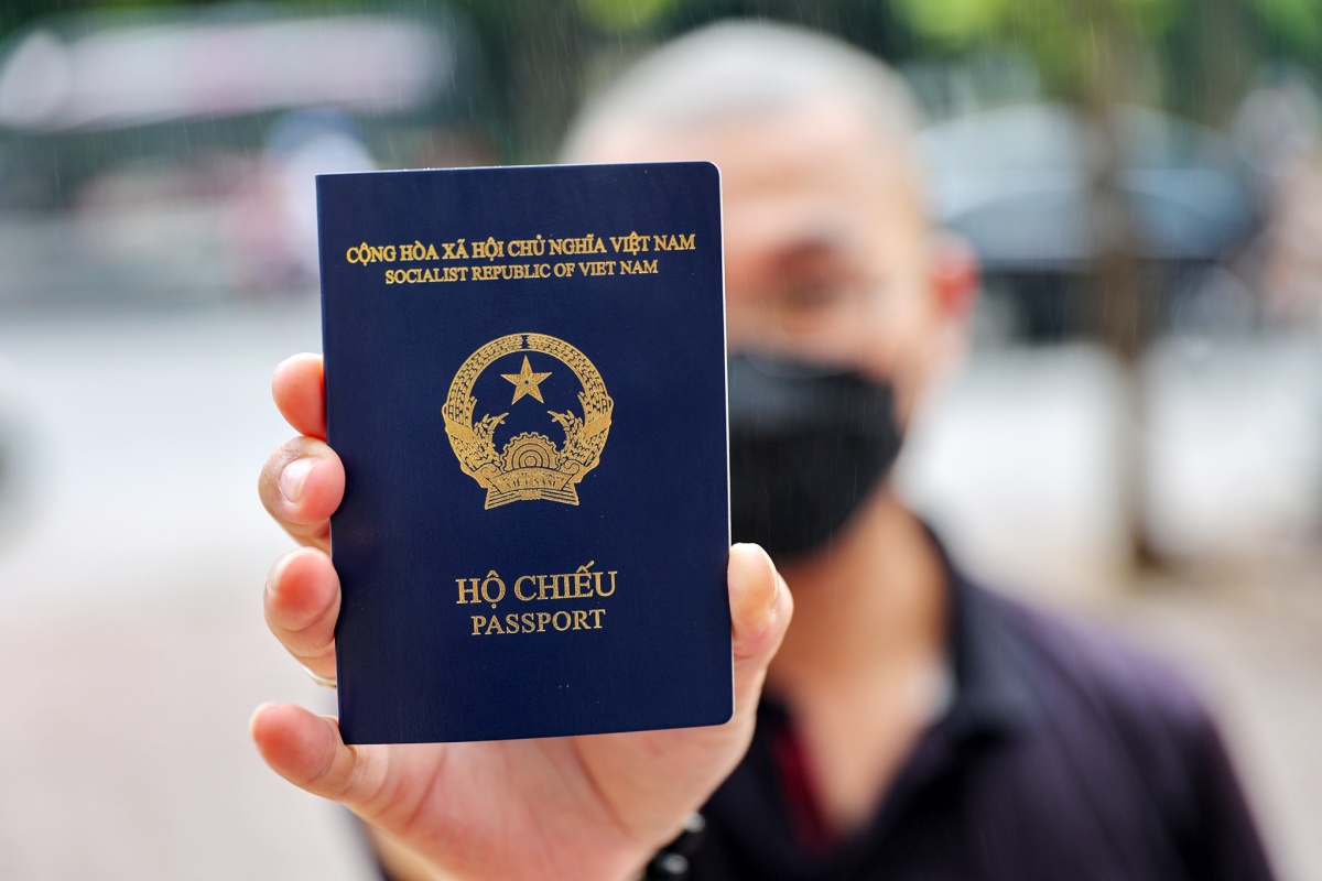 Sẽ ngừng giao dịch với khách hàng sử dụng hộ chiếu Sẽ ngừng giao dịch với khách hàng sử dụng hộ chiếu