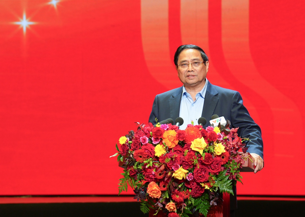 Ngành Ngân hàng thi đua đổi mới, sáng tạo, tiên phong cùng đất nước bước vào kỷ nguyên mới Ngành Ngân hàng thi đua đổi mới, sáng tạo, tiên phong cùng đất nước bước vào kỷ nguyên mới