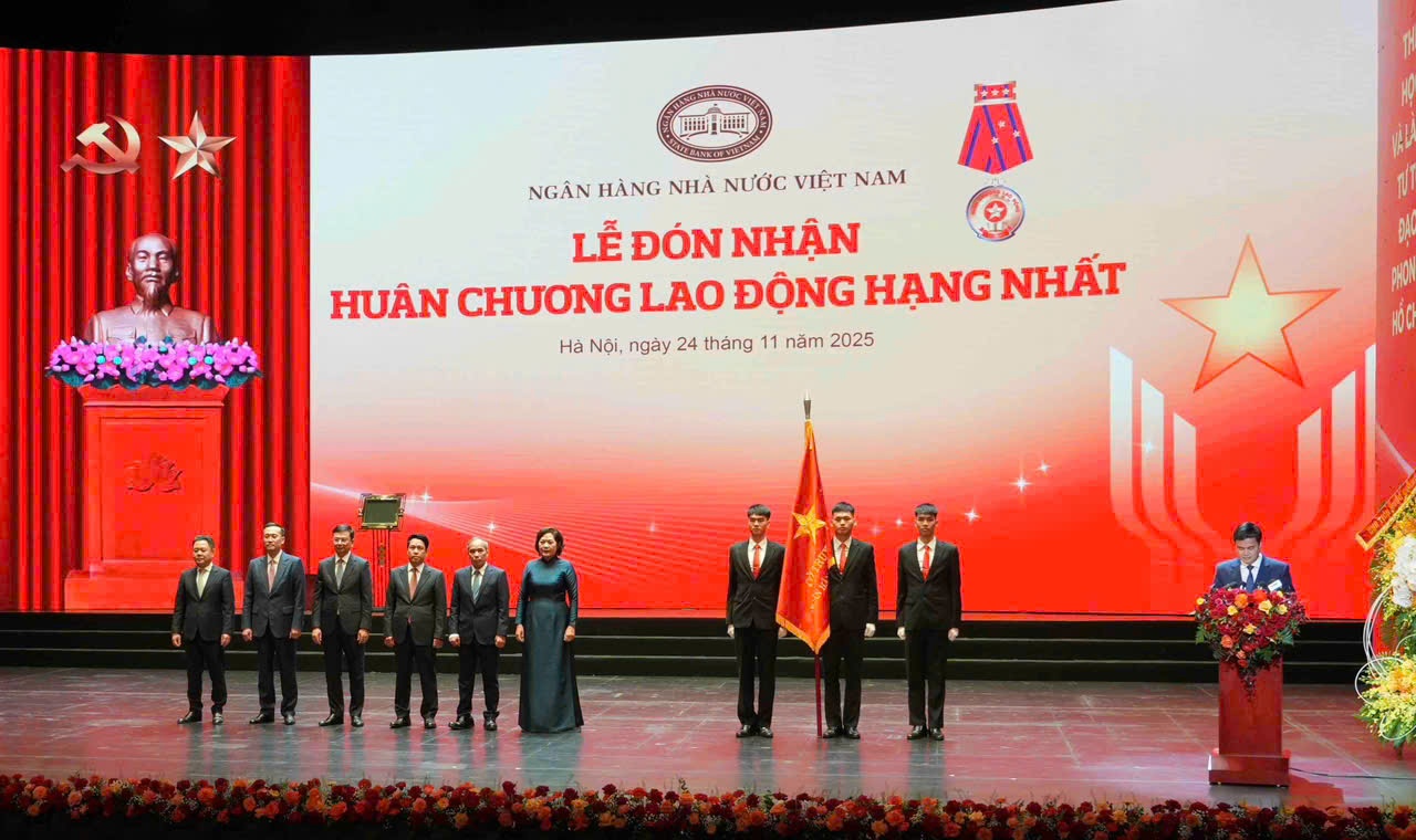 Ngân hàng Nhà nước được Đảng, Nhà nước trao tặng Huân chương lao động hạng Nhất Ngân hàng Nhà nước được Đảng, Nhà nước trao tặng Huân chương lao động hạng Nhất
