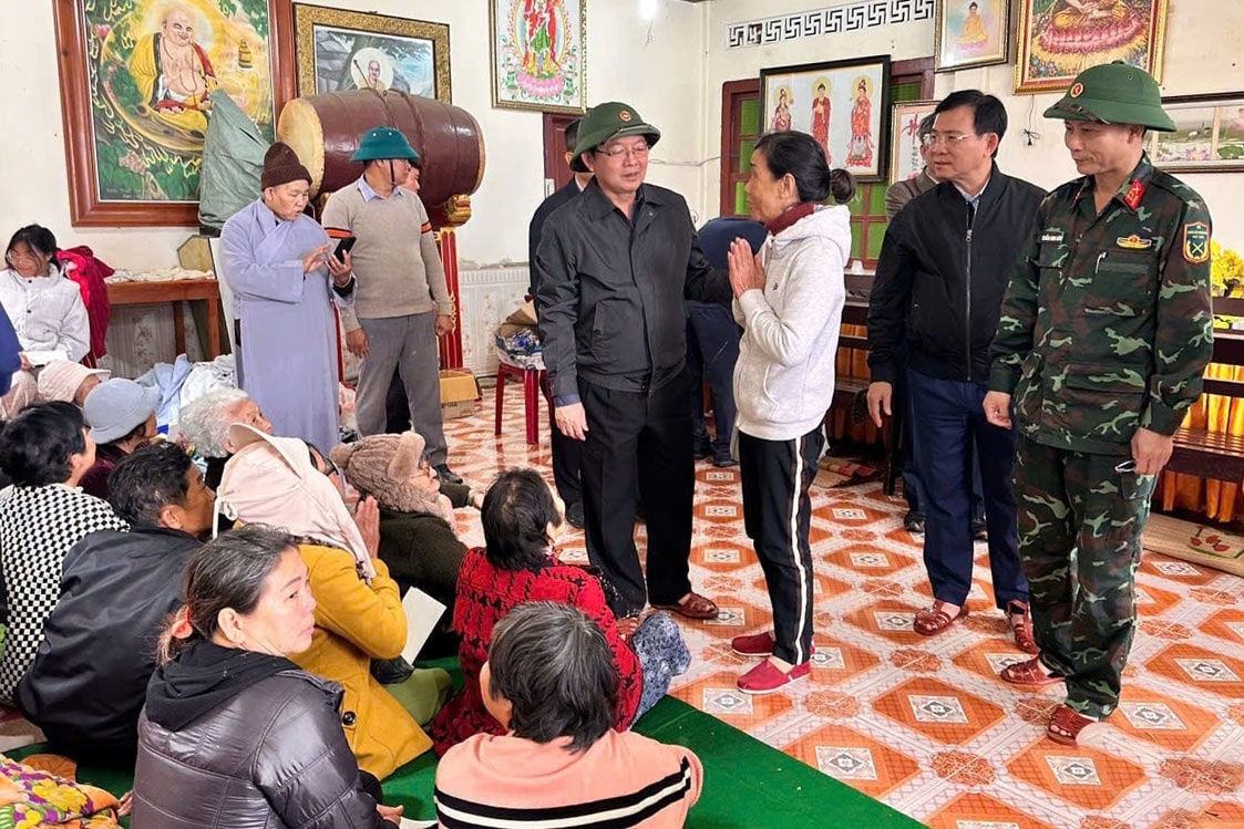 “Vững tay chèo” trước thử thách của thiên tai “Vững tay chèo” trước thử thách của thiên tai
