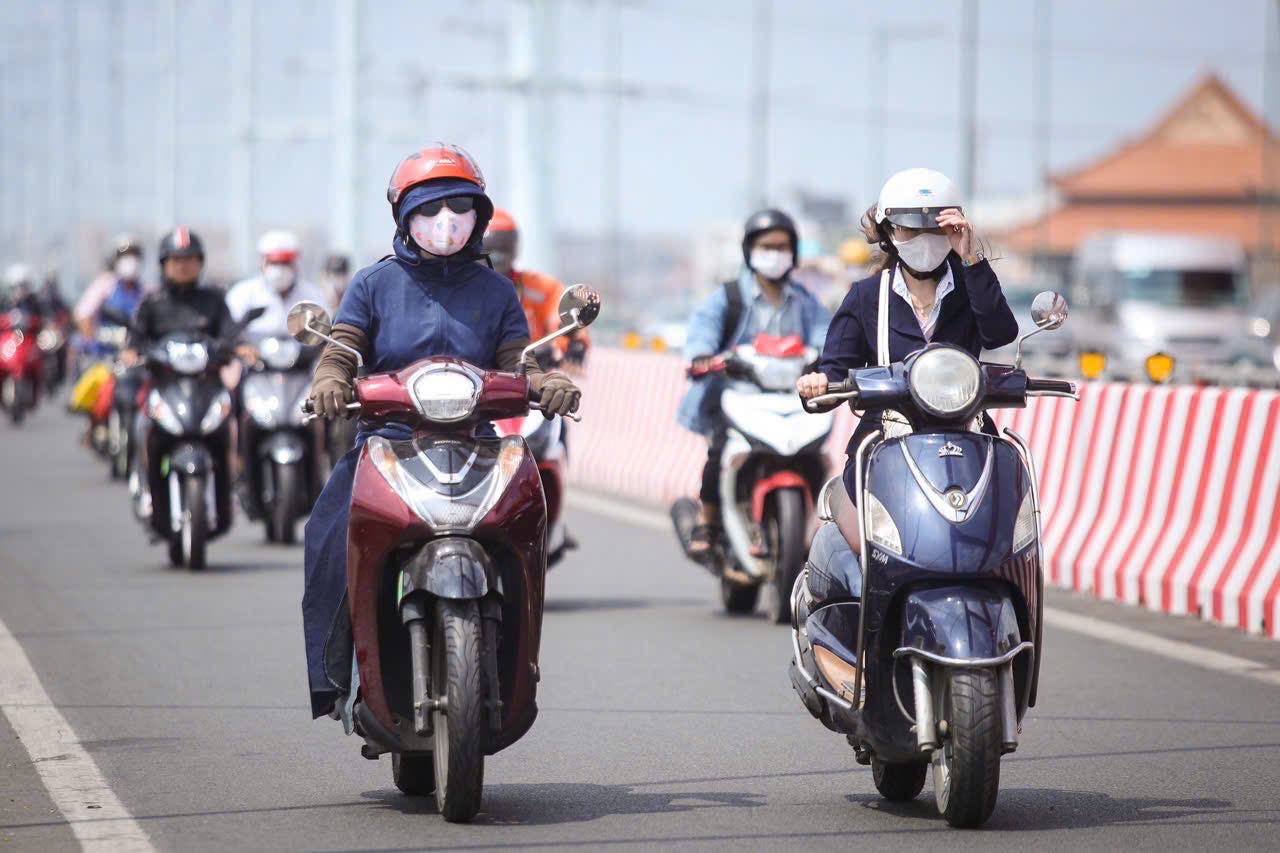 Muốn nhận 20 triệu đồng hỗ trợ đổi xe máy tại Hà Nội, phải đáp ứng điều kiện gì? Muốn nhận hỗ trợ 5 triệu đồng khi đổi xe máy tại Hà Nội, cần điều kiện gì?