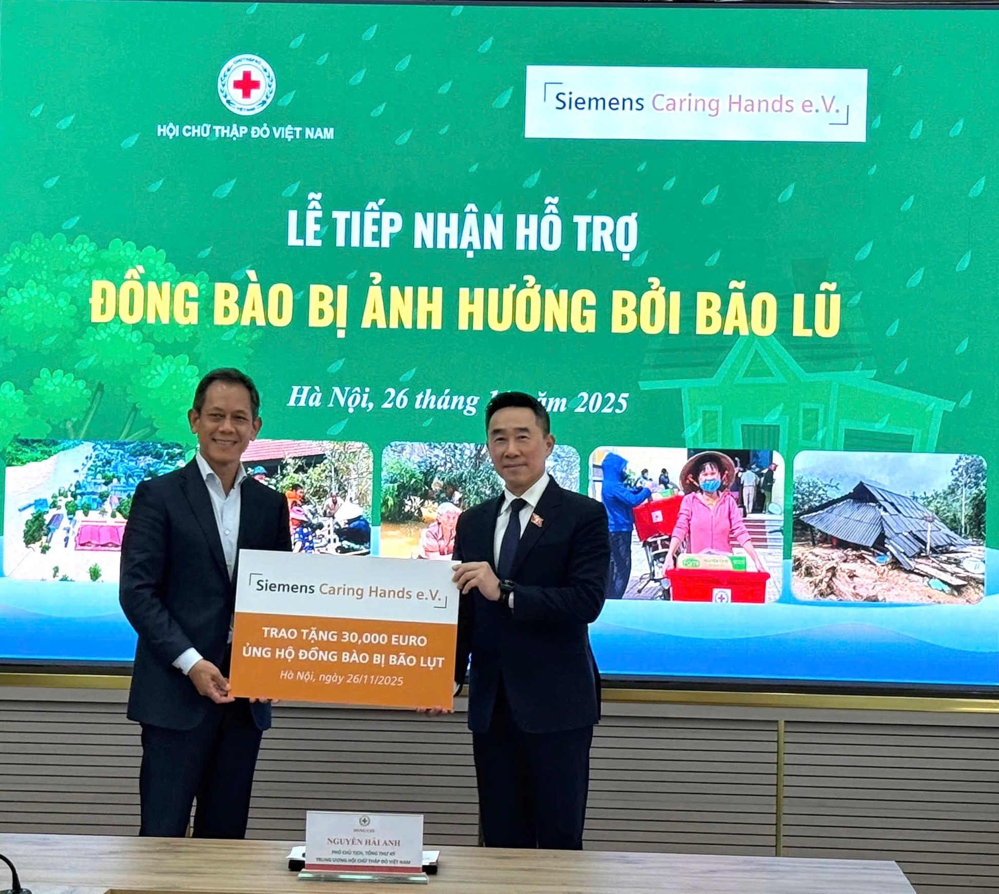 Siemens Caring Hands hỗ trợ 30.000 EUR khắc phục hậu quả lũ lụt