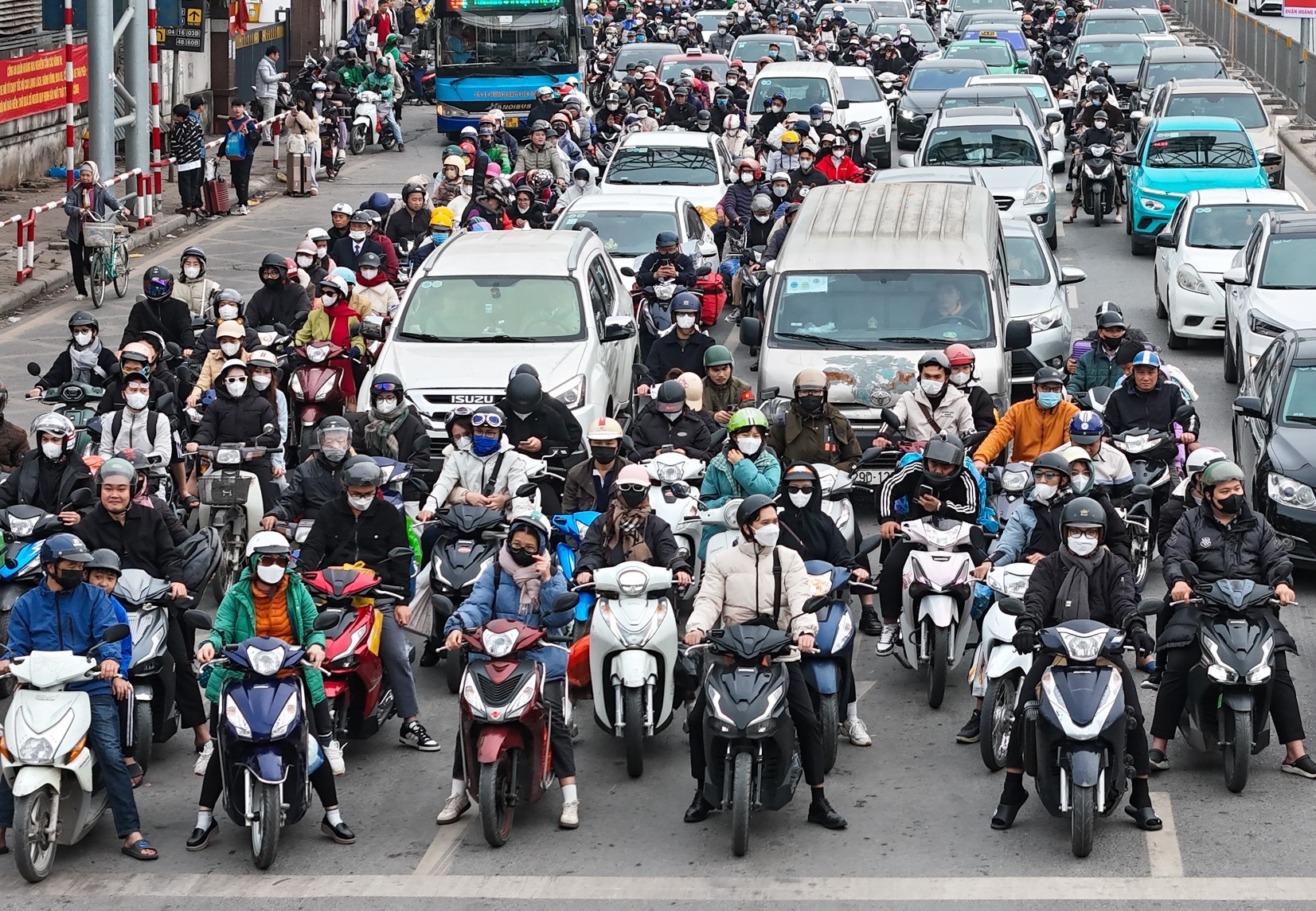 Hà Nội sắp cấm xe máy chạy xăng, dầu vào Vành đai 1 Hà Nội sắp cấm xe máy chạy xăng, dầu vào Vành đai 1