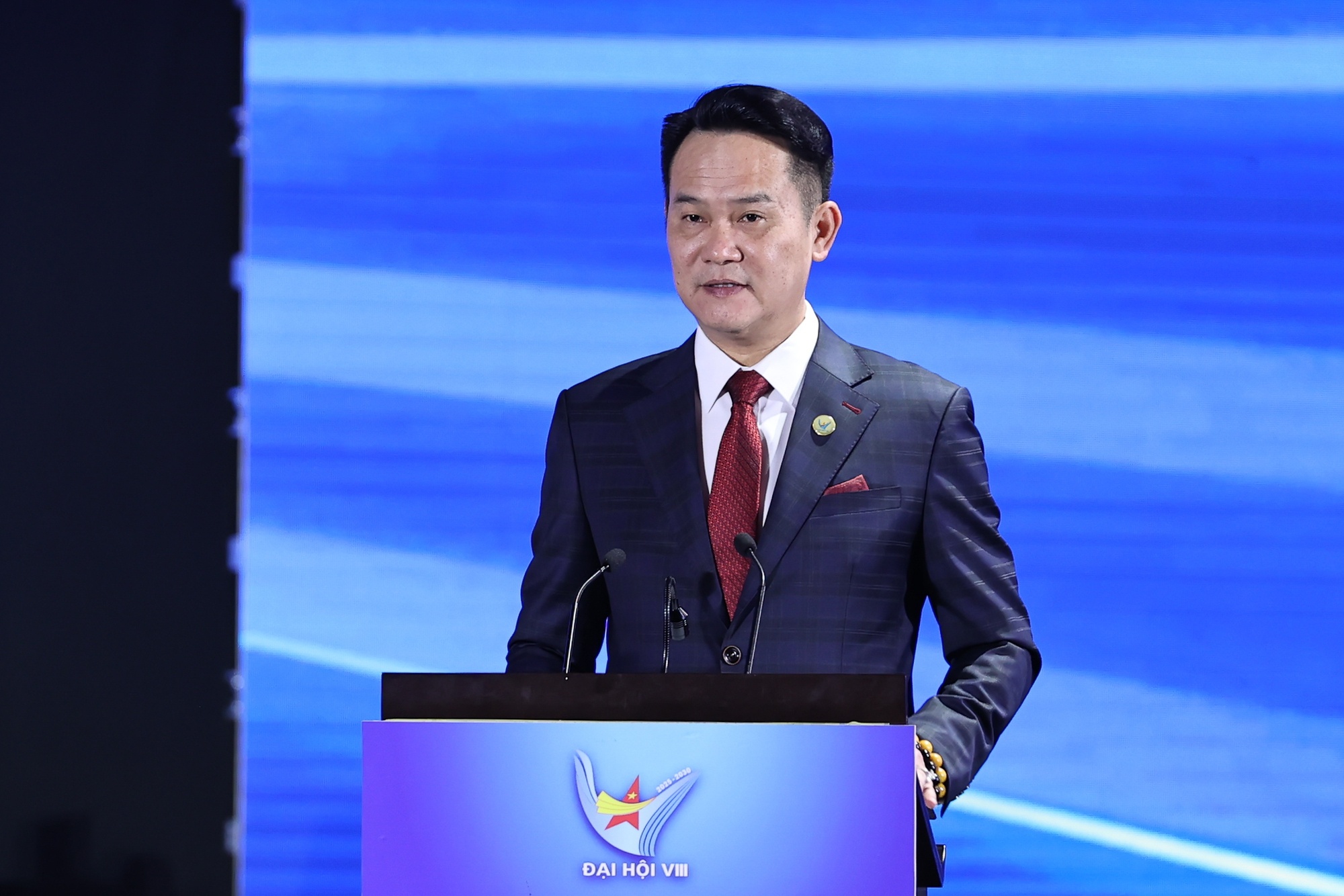 Chủ tịch Hội Doanh nhân trẻ Việt Nam Đặng Hồng Anh phát biểu tại Đại hội - Ảnh: VGP/Nhật Bắc Chủ tịch Hội Doanh nhân trẻ Việt Nam Đặng Hồng Anh phát biểu tại Đại hội - Ảnh: VGP/Nhật Bắc