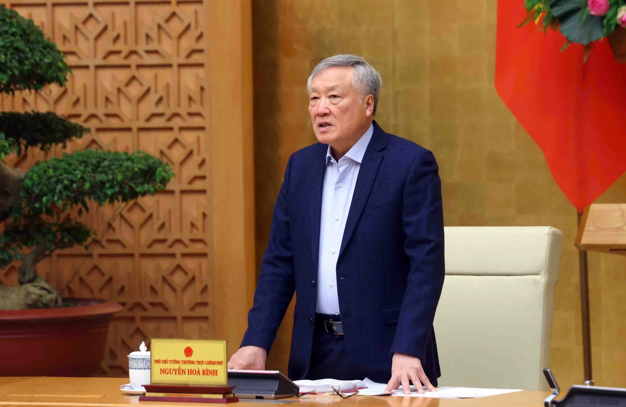 Phó Thủ tướng nhấn mạnh quan điểm xem xét phải công tâm, khách quan, minh bạch, công khai và trao đổi hết sức thẳng thắn, cởi mở; đồng thời hoan nghênh và đánh giá cao thiện chí của các doanh nghiệp muốn cống hiến cho sự phát triển của đất nước trong kỷ nguyên mới - Ảnh: VGP/Nguyễn Hoàng Phó Thủ tướng nhấn mạnh quan điểm xem xét phải công tâm, khách quan, minh bạch, công khai và trao đổi hết sức thẳng thắn, cởi mở; đồng thời hoan nghênh và đánh giá cao thiện chí của các doanh nghiệp muốn cống hiến cho sự phát triển của đất nước trong kỷ n