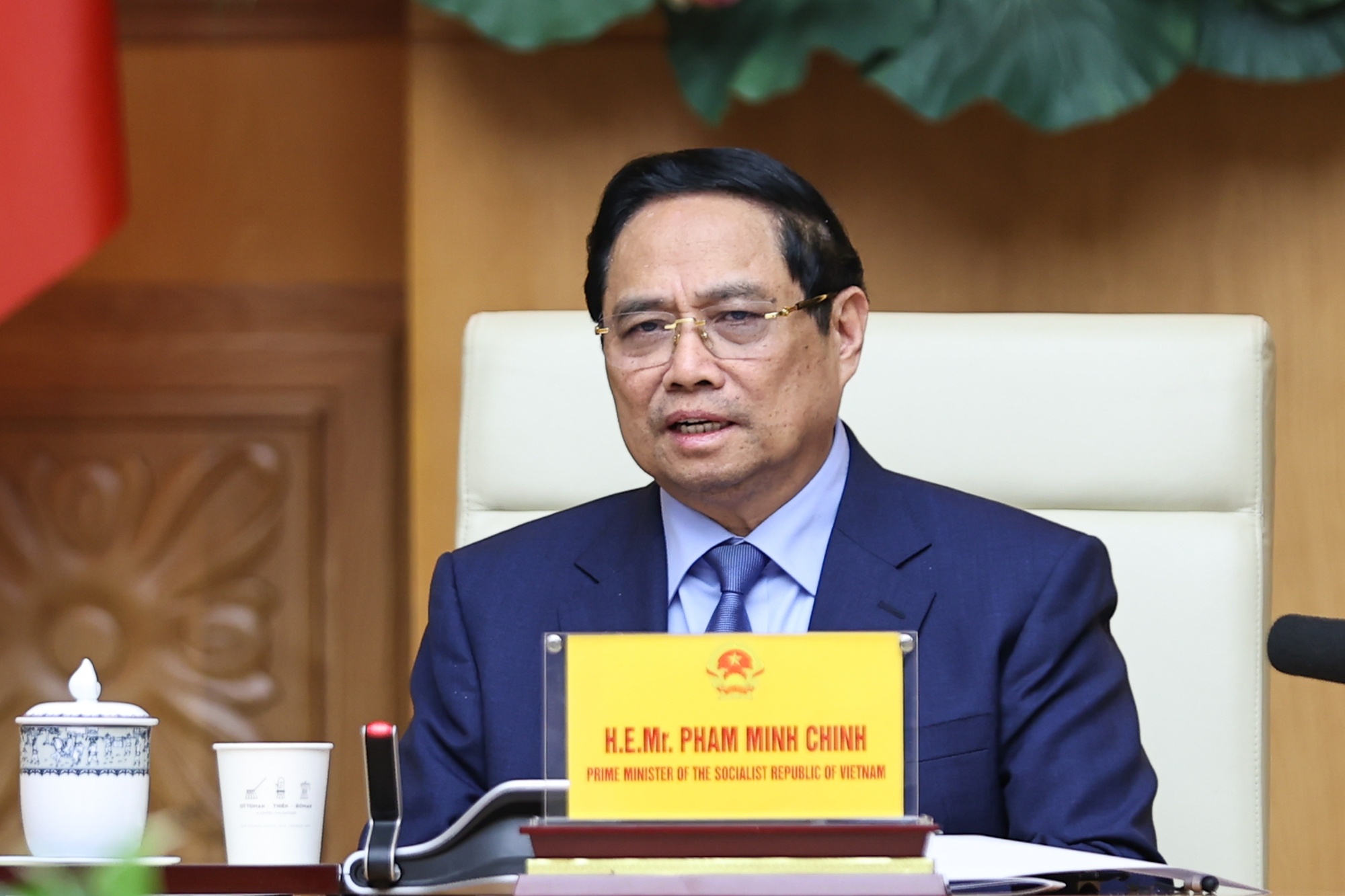 Thủ tướng nêu rõ, Chính phủ Việt Nam rất coi trọng, đánh giá cao những đóng góp thiết thực, hiệu quả của EU - ABC, EuroCham và các doanh nghiệp thành viên đối với sự phát triển kinh tế – xã hội của Việt Nam và quan hệ Việt Nam - EU và ASEAN - EU thời gian qua - Ảnh: VGP/Nhật Bắc Thủ tướng nêu rõ, Chính phủ Việt Nam rất coi trọng, đánh giá cao những đóng góp thiết thực, hiệu quả của EU - ABC, EuroCham và các doanh nghiệp thành viên đối với sự phát triển kinh tế – xã hội của Việt Nam và quan hệ Việt Nam - EU và ASEAN - EU thời gian