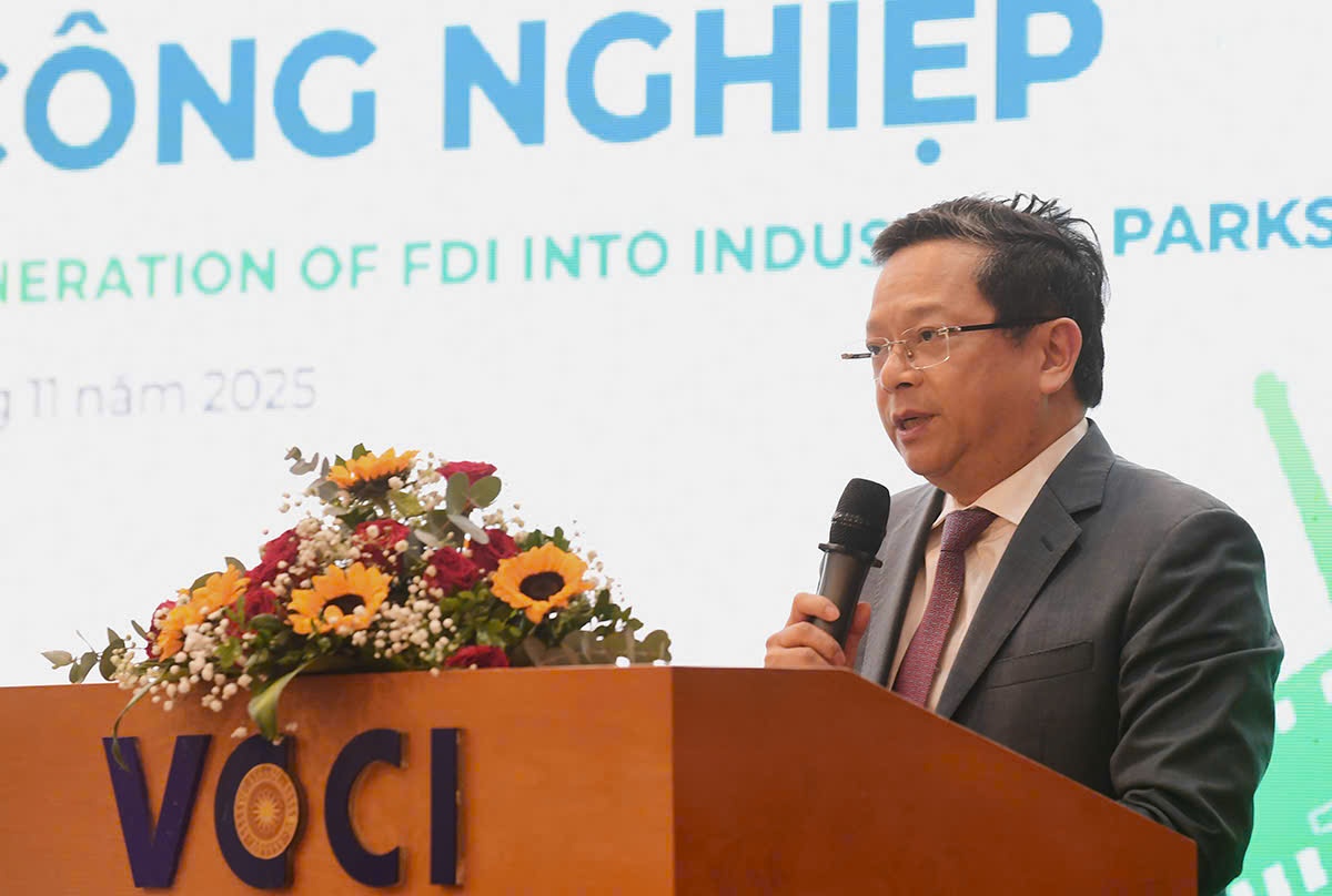 Hoàn thiện chính sách để bắt nhịp chuyển dịch chuỗi cung ứng