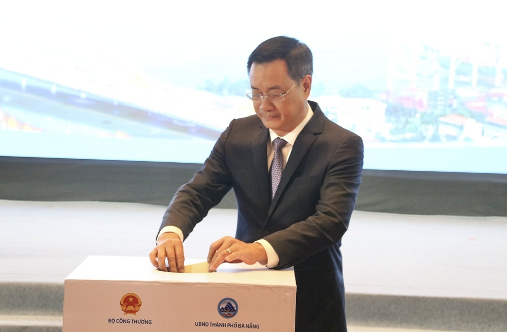undefined Phải coi phát triển logistics là động lực tăng trưởng mới