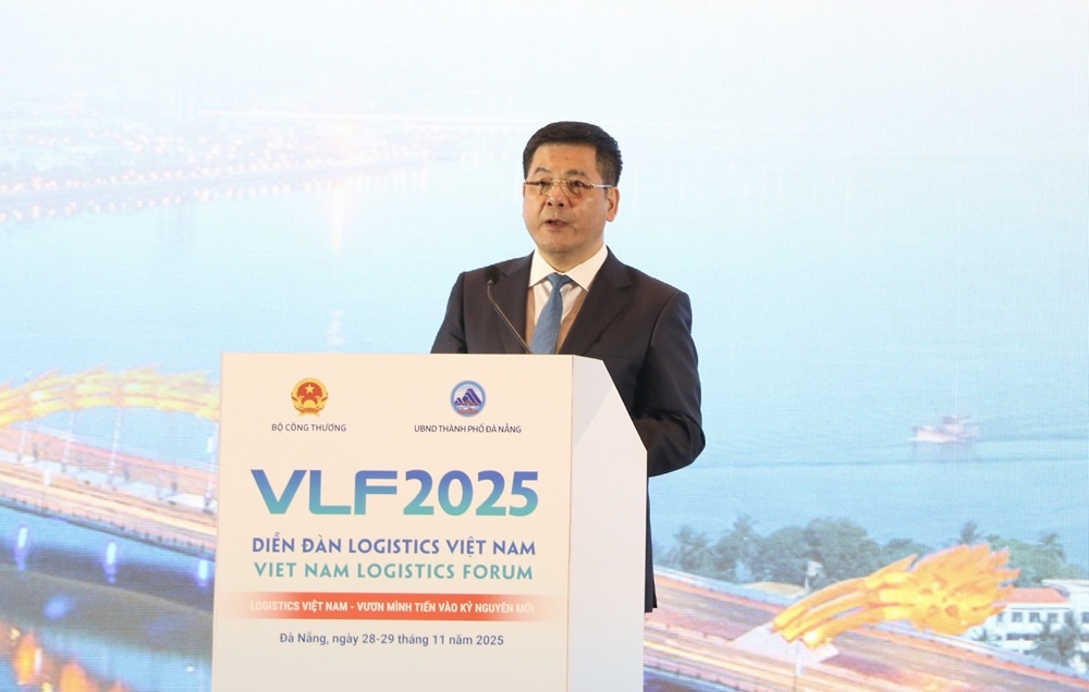 undefined Phải coi phát triển logistics là động lực tăng trưởng mới