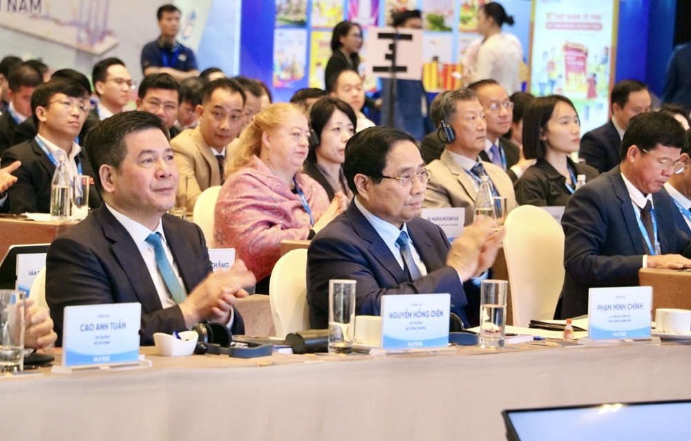 undefined Phải coi phát triển logistics là động lực tăng trưởng mới
