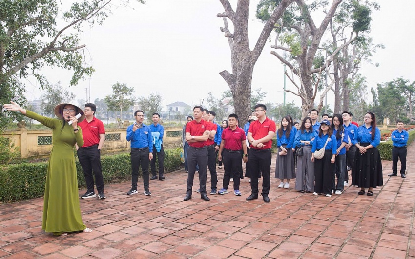 Tuổi trẻ ngành Ngân hàng chung sức vì cộng đồng, viết tiếp truyền thống trên quê hương Hà Tĩnh