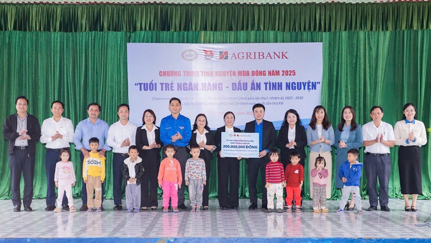 Tuổi trẻ ngành Ngân hàng chung sức vì cộng đồng, viết tiếp truyền thống trên quê hương Hà Tĩnh