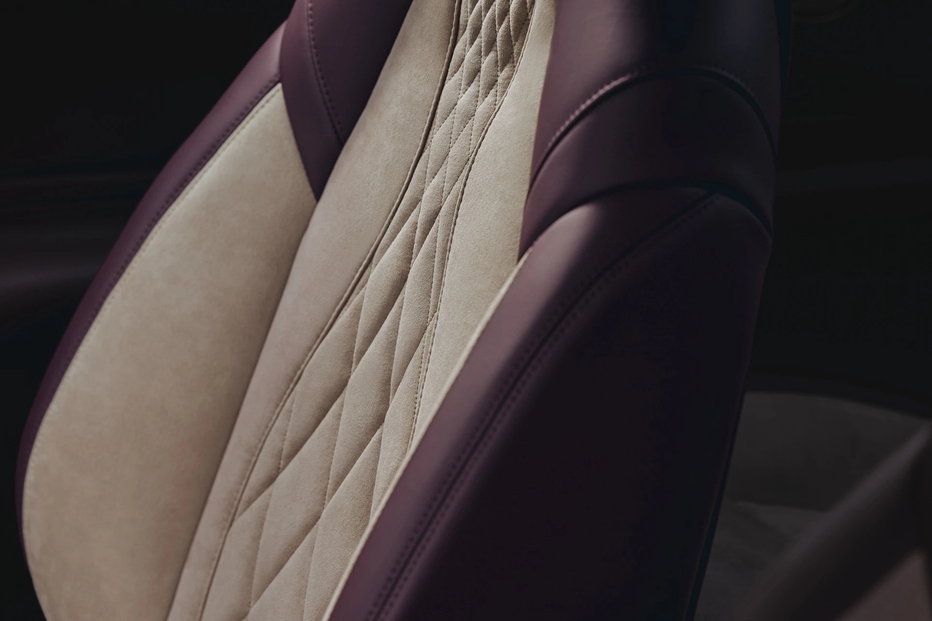 Tuyệt phẩm Maserati GranTurismo Meccanica Lirica mang linh hồn opera Italy