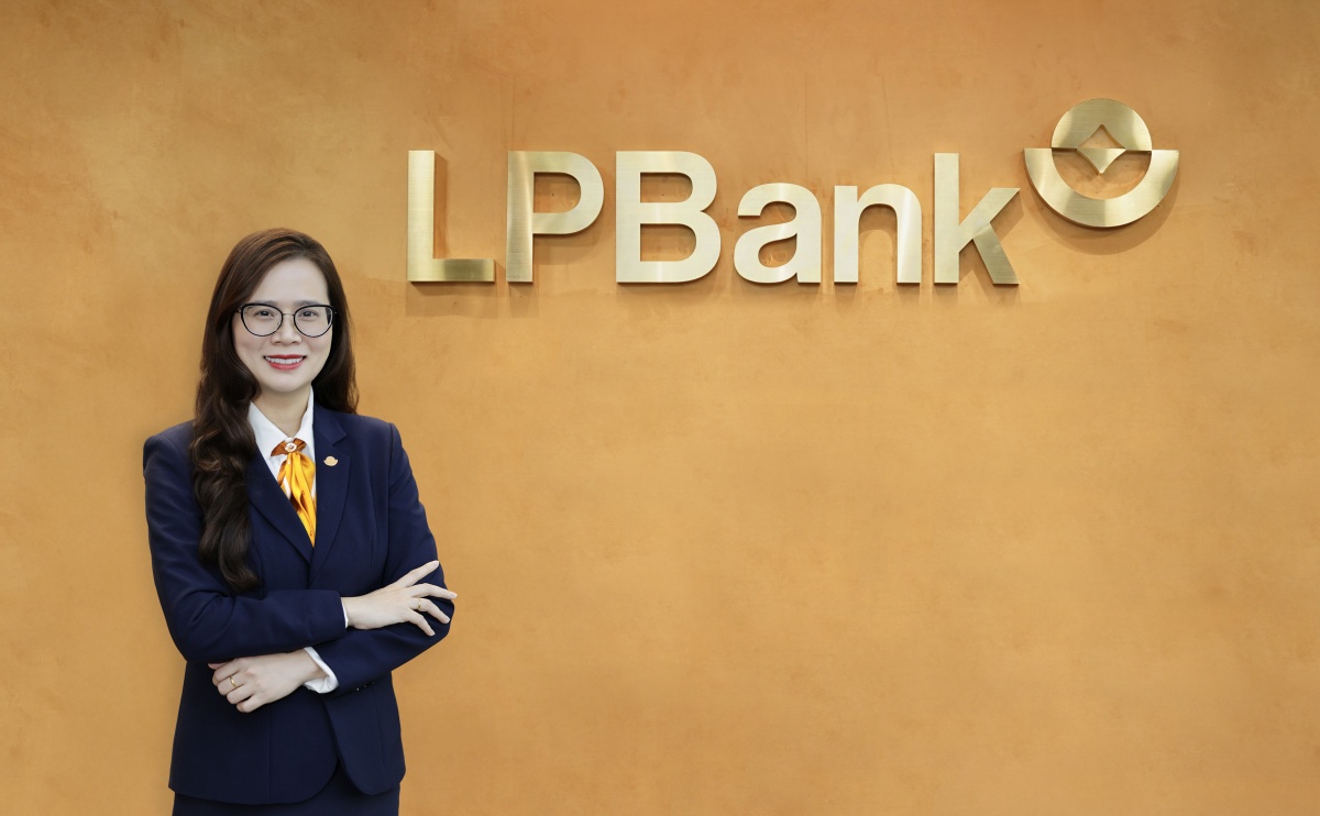 LPBank bổ nhiệm bà Nguyễn Thị Kiều Anh giữ chức Phó Tổng Giám đốc LPBank bổ nhiệm bà Nguyễn Thị Kiều Anh giữ chức Phó Tổng Giám đốc