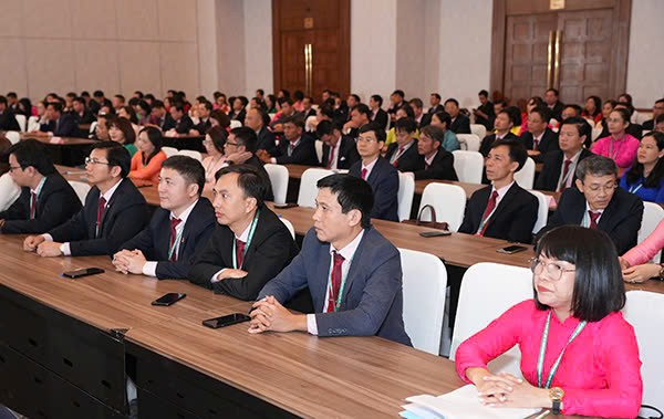 Xây dựng tổ chức Công đoàn vững mạnh, đồng hành cùng chuyên môn thực hiện thắng lợi nhiệm vụ trong giai đoạn mới