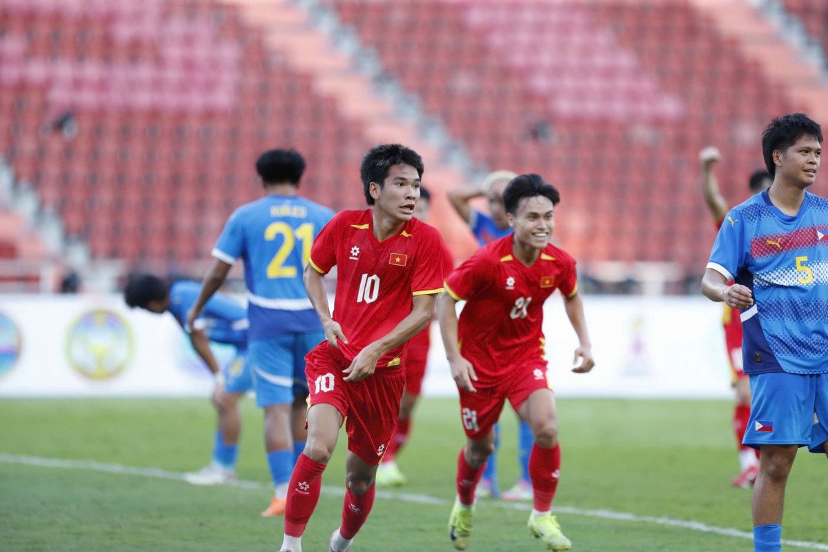 Hai phút cuối định đoạt số phận: U22 Việt Nam bước qua Philippines để vào chung kết SEA Games 33 Hai phút cuối định đoạt số phận: U22 Việt Nam bước qua Philippines để vào chung kết SEA Games 33