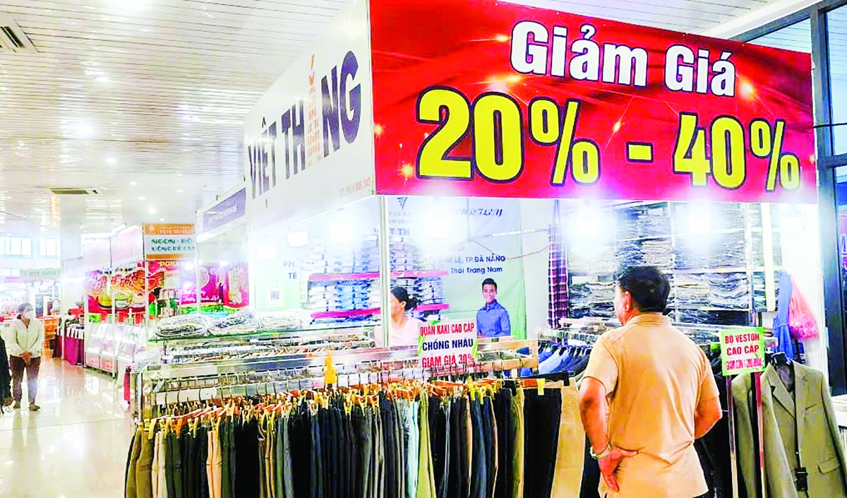 Mùa khuyến mại cuối năm 2025 tạo sức bật cho thị trường bán lẻ Đà Nẵng Mùa khuyến mại cuối năm 2025 tạo sức bật cho thị trường bán lẻ Đà Nẵng