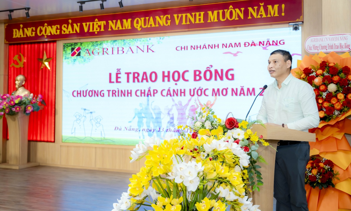 “Chắp cánh ước mơ” góp phần gieo những hạt mầm tri thức “Chắp cánh ước mơ” góp phần gieo những hạt mầm tri thức