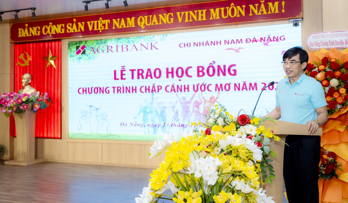 “Chắp cánh ước mơ” góp phần gieo những hạt mầm tri thức “Chắp cánh ước mơ” góp phần gieo những hạt mầm tri thức