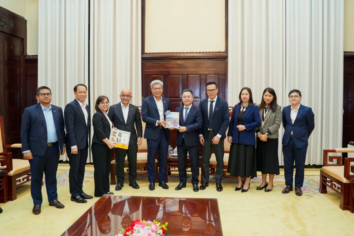 Phó Thống đốc Nguyễn Ngọc Cảnh tiếp xã giao Chủ tịch kiêm Tổng Giám đốc Tập đoàn Maybank Phó Thống đốc Nguyễn Ngọc Cảnh tiếp xã giao Chủ tịch kiêm Tổng Giám đốc Tập đoàn Maybank