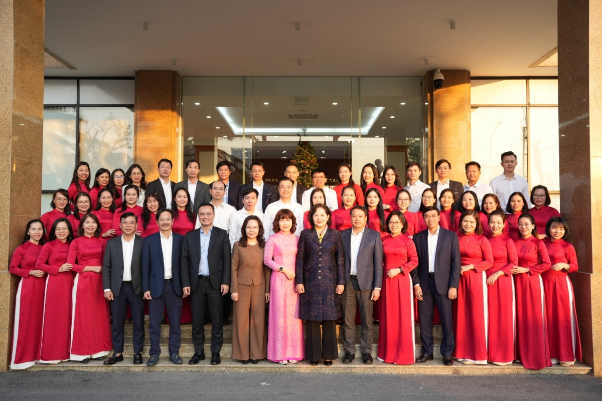 NHNN Khu vực 8 triển khai đồng bộ, hiệu quả các nhiệm vụ, góp phần thúc đẩy tăng trưởng kinh tế địa phương NHNN Khu vực 8 triển khai đồng bộ, hiệu quả các nhiệm vụ, góp phần thúc đẩy tăng trưởng kinh tế địa phương