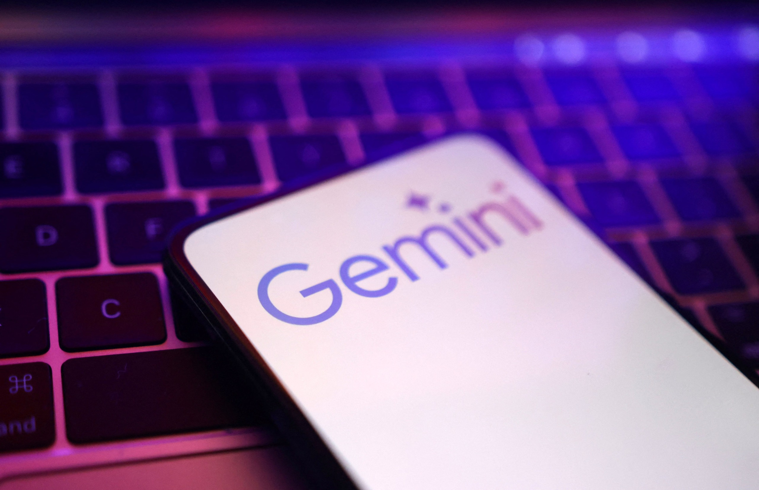 Google giảm tới 50% phí thuê bao Gemini AI cho người dùng Việt Google giảm tới 50% phí thuê bao Gemini AI cho người dùng Việt
