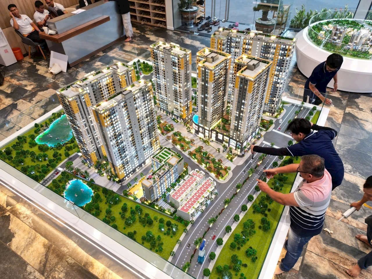 nhu cầu ở thực vẫn duy trì ổn định, đóng vai trò là "bệ đỡ" giúp thị trường giữ vững thanh khoản. nhu cầu ở thực vẫn duy trì ổn định, đóng vai trò là "bệ đỡ" giúp thị trường giữ vững thanh khoản.