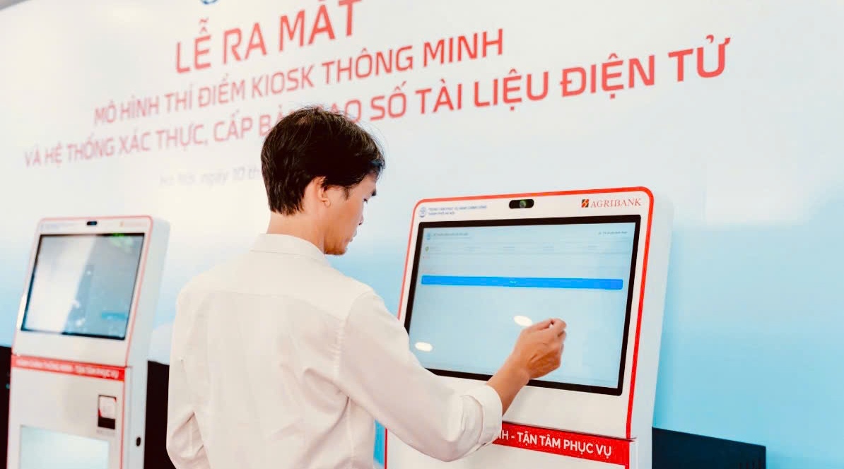 Khánh Hòa đẩy mạnh thanh toán không dùng tiền mặt, lan tỏa chuyển đổi số trong đời sống kinh tế – xã hội
